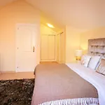 Stylish Duplex Penthouse Lagos De Santa Maria Apartamento