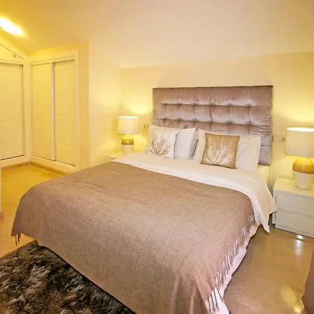 Stylish Duplex Penthouse Lagos De Santa Maria شقة ماربيا