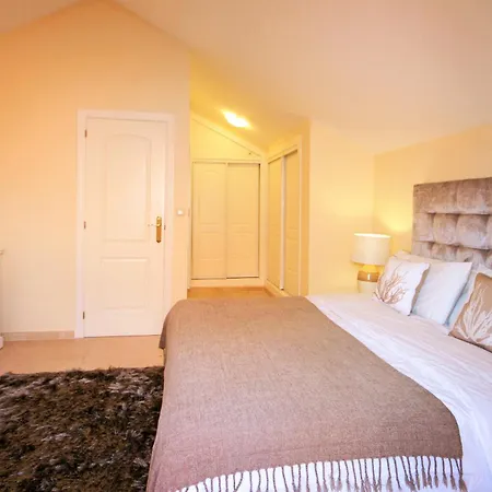 Stylish Duplex Penthouse Lagos De Santa Maria شقة